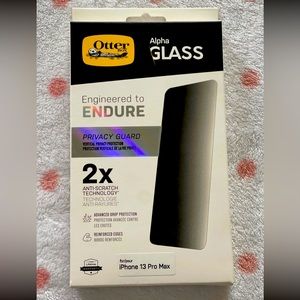 Otterbox (Privacy) glass screen protector - iPhone 13 Pro max